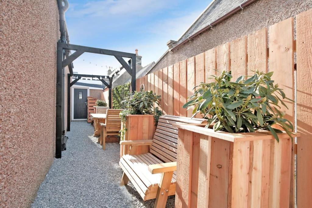 Cliff Top Cottage With Sea Views Portknockie 외부 사진