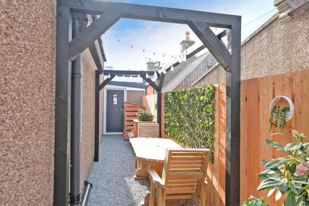 Cliff Top Cottage With Sea Views Portknockie 외부 사진